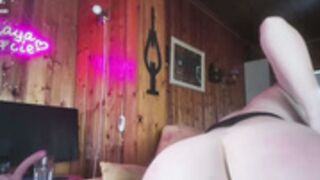 Midnight_Munch or Malaya Darcie spanks her ass
