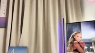 Serena_Devine MyFreecams 2025-11-17_01-35-05
