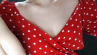 Moreza99 shy girl get her tits out!