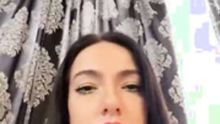 Rileysim88 Stripchat 2022-06-17_10-38-37