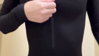 Emma Strickland Sexy Fit Cute Girl Tease Ticket 27