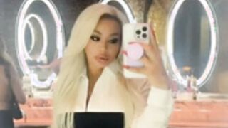 Eva Maxim Tease Ticket 16