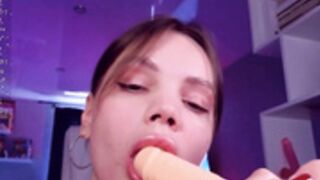 Creamyspot aka Cumeveline private anal, teasing feet