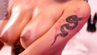 Ariavoss titfuck 2