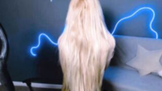 new girl Tina_wave