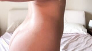 Sieena - Spy sexy Australian naked and rubbing - OF!!