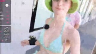 Emmasky69 squirt during cb15