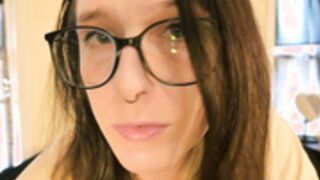 Miss Ellie - Gentle but Pervy Cock Worship