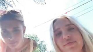 Pinkstar and Charming_Ritta lesbian show in park