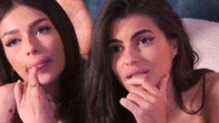 AmyraMoon and Yasmina 4