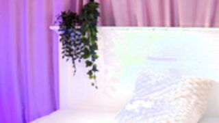 Kiss_Jess.2025-11-22.22-03