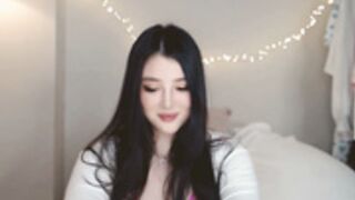 Alice sweetmelons pussy play