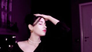 Victoria Laine 2