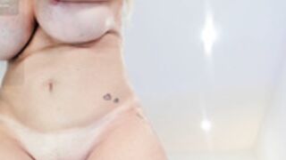 angel_danm_milf CB 2025-02-08