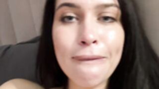 KikiWatson using dildo