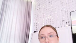 tinyangelxx - 2026-03-27 Lick Feet with Glasses