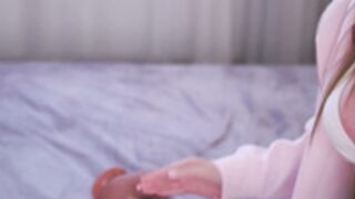 bellacle-2025.07.21-french-pedicure-close-up-footjob
