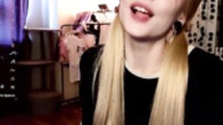 Lovely emimiy dirty blowjob