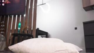 monika_youthfull 2025-03-02