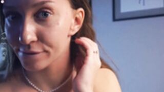 margobambi LilianFlack suck finger