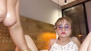 Zui_lu - shower, lesbian & BJ