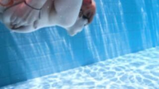 Alina Becker underwater nude