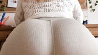 Pola Rainbow pawg