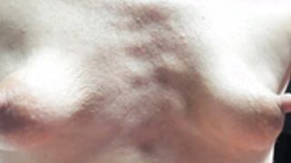 lola small boobs