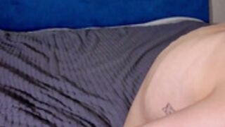pis_sos cum and slap