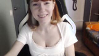 NikiFoks18 - Chat Room - MyFreeCams 2026-02-19
