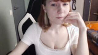 NikiFoks18 - Chat Room - MyFreeCams 2026-02-19