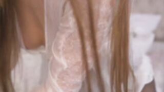 Helenapple (emilia98xxx) cum with domi play