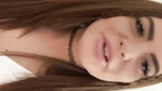 Allison Parker / allipark22 squirt all over the floor