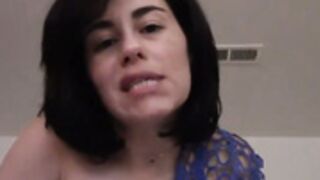 Natalie Wonders makes them watch