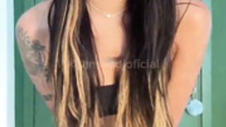 brazillian tanned girl with amazing pussy