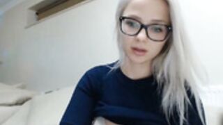 InnocentDoll_ - MyFreeCams