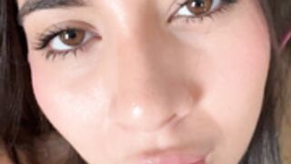 AnitaKariri_2025-11-17_15-19-50_385