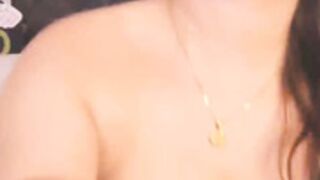 Valentina_Hills Streamate 2021-10-19_22-27-22