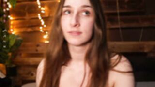hotfrecklesgirl boobie play