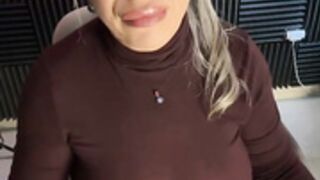 SexyVic_69 hyper sexy french milf with boots