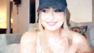 x_lily_x Chaturbate 2021-08-11_22-56-23