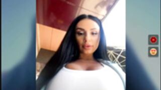 IsabelleHunt risky tittie flash outside