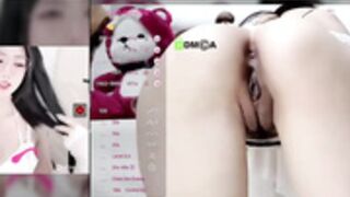 zyuenyt_1866 asian pussy finger and doggy