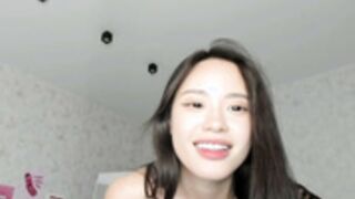 lee_chang pillow ride and masturbate pvt