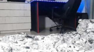 sherlystero - Bonde fucks and gets a liquidy facial