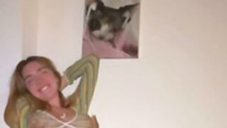 Fina lesbian makeout