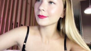 Jess_juice outfit tease