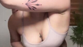 LucytheDevilQueen dildo rub pussy
