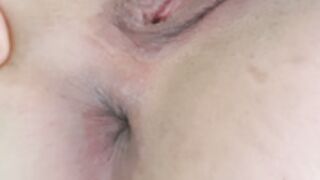 Naughtyelle - pussy drips