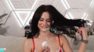 Taanni, annacampbell Hot Nips